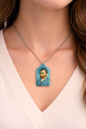 Van Gogh Portre Baskılı Metal Kolye Mavi Zemin Unisex Sanatsal Tasarım