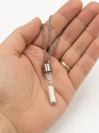 Cam Tüp Kum Kolye Gümüş Renk Zincir Unisex Hediye Tasarım Kolye