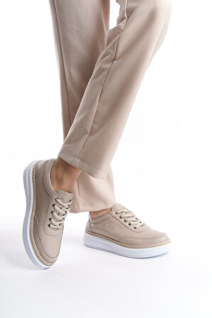 İçi Dışı Deri Hafif Taban Günlük Kadın Sneakers Ayakkabı  Rh7023