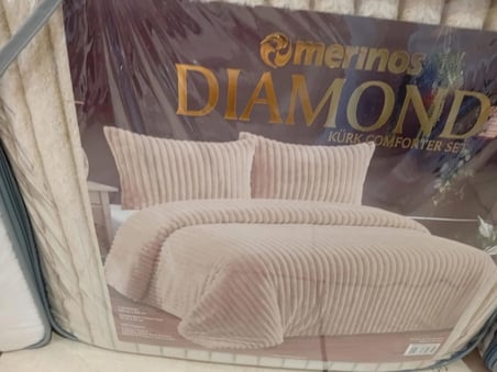  Merinos Diamond Kürk Riva Desen Comforter Set, Çift Kişilik Yorgan Seti (220x240)