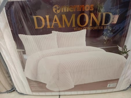  Merinos Diamond Kürk Riva Desen Comforter Set, Çift Kişilik Yorgan Seti (220x240)