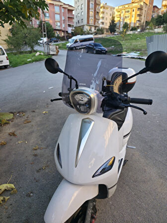 MOTOCAM Rks Letbe LB 125 Ön Cam 2023-2025 Model 44cm Füme Renkli 4mm ELCİKSİZ APARAT GÖNDERİLMEYECEK