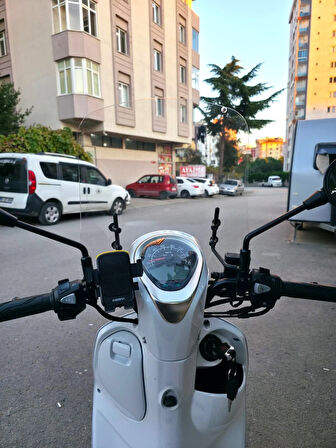 MOTOCAM Rks Letbe LB 125 Ön Cam 2023-2025 Model 44cm Şeffaf Renkli 4mm ELCİKSİZ APARAT GÖNDERİLMEYECEK