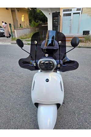 MOTOCAM RKS VPS 125 Siperlik Ön Cam 2022-2025 Model 42cm Siyah Renkli 4mm