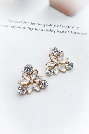 Taşlı Lotus Çiçek Küpe