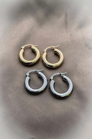 Çelik Kararmaz - 2 Çift Premium Bombeli Halka Küpe Oval Gold Altın Kalın Küpe Kadın Zincironline