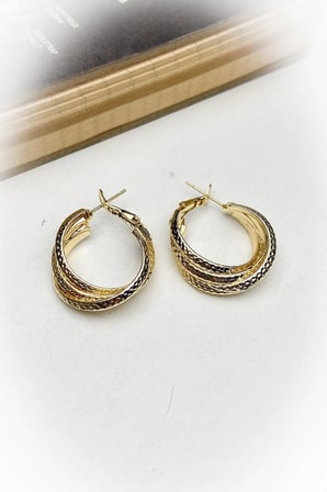 Gold Renk Burgu Model Küpe