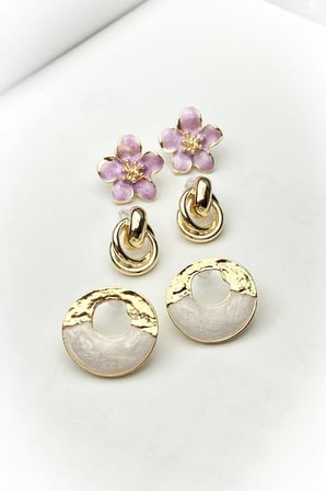 3 Adet Gold Renk Mor Çiçek Formlu Set Küpe