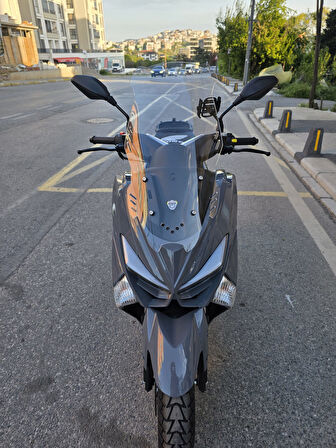 MOTOCAM Revolt RSX4 Siperlik Ön Cam 2022-2025 Model 65cm Şeffaf Renkli 4mm ORTA BOYLU