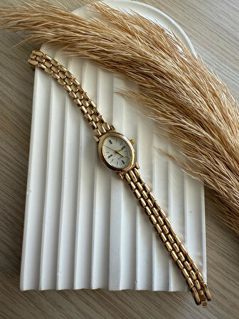 Retro Minimal Hasır Kordon Vintage Kadın Kol Saati