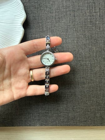 Retro Minimal Metal Kordon Vintage Kadın Kol Saati Gümüş