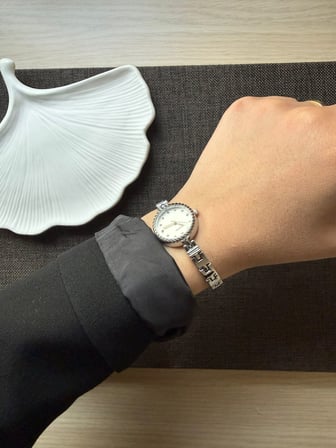 Retro Minimal Metal Kordon Vintage Kadın Kol Saati Gümüş