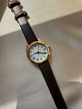 Retro Minimal Deri Kordon Vintage Kadın Kol Saati