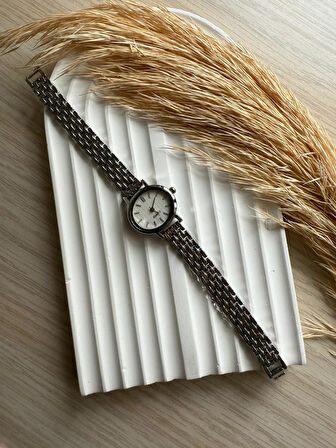 Retro Minimal Hasır Kordon Vintage Kadın Kol Saati Boncuk Model