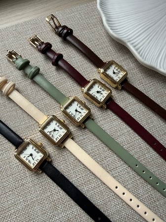 Retro Minimal Deri Kordon Vintage Kadın Kol Saati
