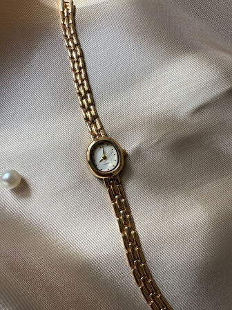 Retro Minimal Boncuk Kordon Vintage Kadın Kol Saati