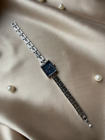 Retro Minimal Metal Kordon Vintage Kadın Kol Saati İçi Mavi