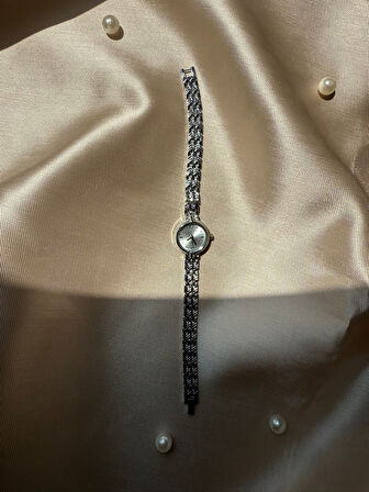 Retro Minimal Hasır Kordon Vintage Kadın Kol Saati Yuvarlak