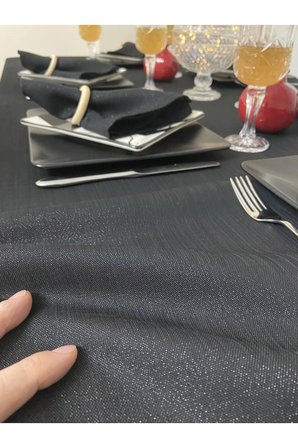 Zeren Home Elite Masa Örtüsü + Runner Takım | Lekeye Dayanıklı Simli Siyah