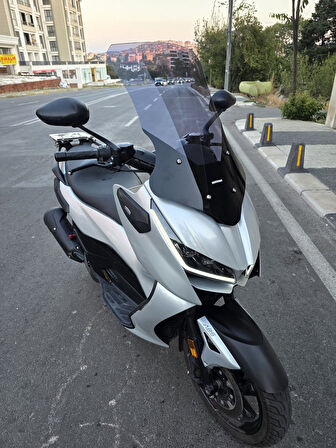 MOTOCAM RKS RZ 250 S Siperlik Ön Cam 2022-2025 Model 68cm Füme Renkli 4mm UZUN CAM