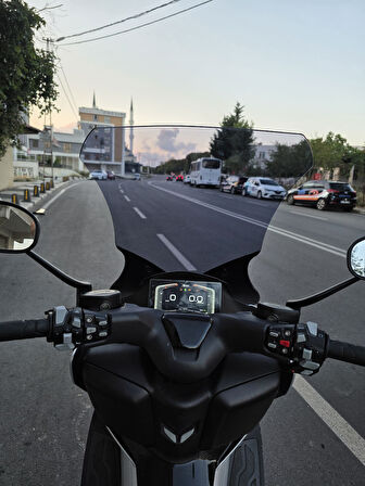 MOTOCAM RKS RZ 250 S Siperlik Ön Cam 2022-2025 Model 68cm Füme Renkli 4mm UZUN CAM