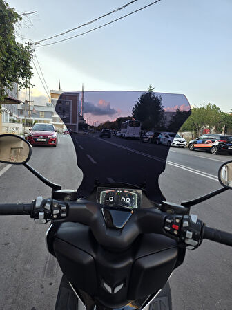 MOTOCAM RKS RZ 250 S Siperlik Ön Cam 2022-2025 Model 68cm Siyah Renkli 4mm UZUN CAM