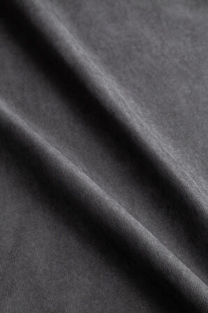 Kadife Dokulu Gri Masa Örtüsü Zengin Renk Seçenekli