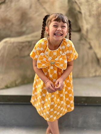 Kız Çocuk Pamuklu Çiçek Nakışlı Fiyonklu Yazlık Sarı Elbise