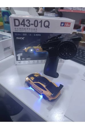 1:43 Ölçek Metal Şarjlı Mini Drift Rc 15 Km Hız 4 Çeker GT3 RS Tasarım Profesyonel Uzaktan Kumandalı Drift ve Yarış Arabası