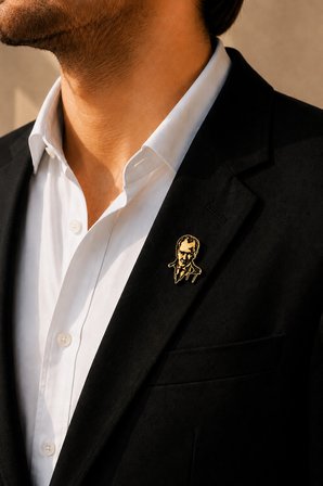 Atatürk Gold Renk Rozet Unisex Yaka Aksesuarı
