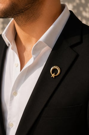 Atatürk İmzalı Ay Yıldız Gold Renk Rozet Unisex Yaka Aksesuarı