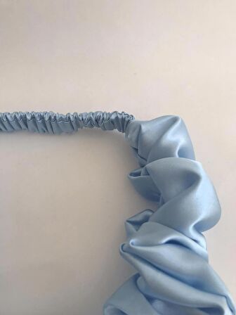 Kadın Mavi Saten Büzgülü Scrunchie Saç Bandı / Bandanası