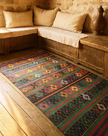 Antika Selendi Kilim – 70 Yıllık El Dokuma Yün Halı | 180x365 cm