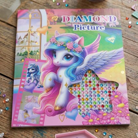 TAROS UNİCORN DİAMOND COLORİNG BOOK