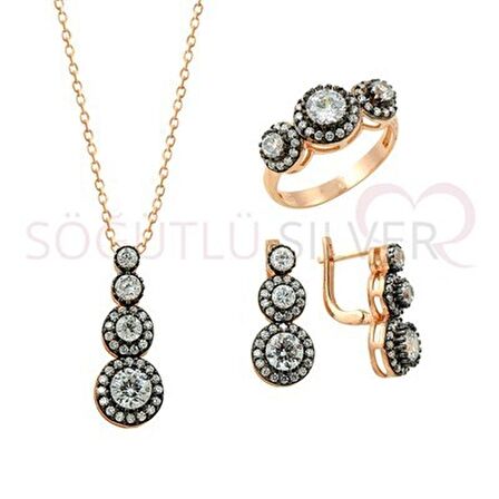 Tria elmas montürlü rose üçlü set