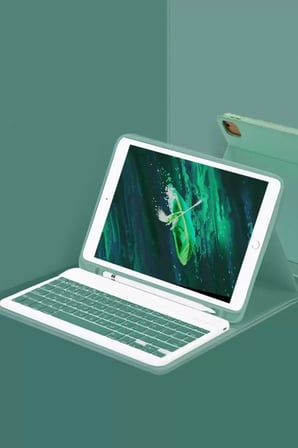 İpad 12.9 (2024) Kc01 Klavyeli Kılıfı - Koyu Yeşil