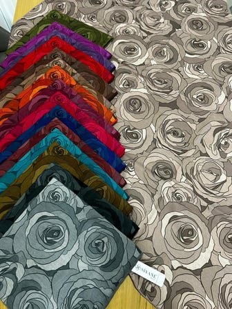 Siyane Scarf Gül Desen Eşarp 04