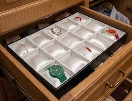 15 bölmeli beyaz çekmece içi saat saklama kutusu stand