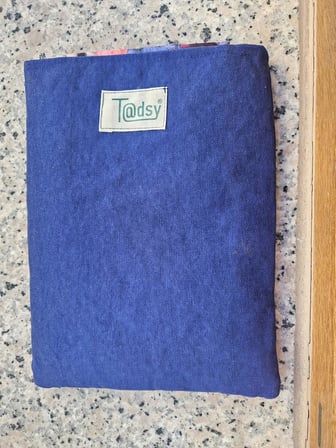 Sevimli kediler mavi desenli Kitap Kılıfı Şık ve Koruyucu Cepli Kitap Kılıfı Çok Amaçlı Çanta 19x25 cm