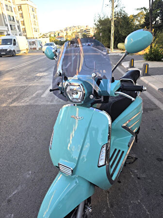 MOTOCAM Skyjet Bellina Ön Cam 2024-2025 Model 37cm Füme Renkli 4mm APARATSIZDIR