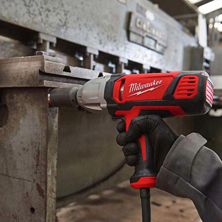 Milwaukee IPWE 520R  Darbeli Somun Sıkma