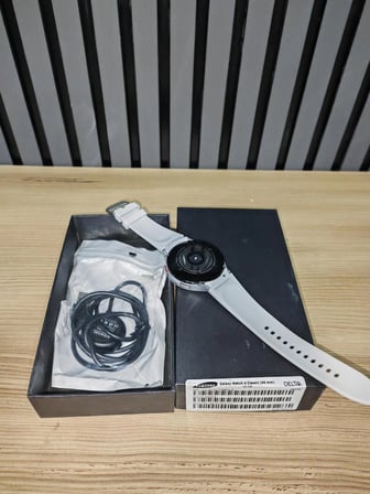 Samsung Galaxy Watch 4 Classic 46mm Akıllı Saat
