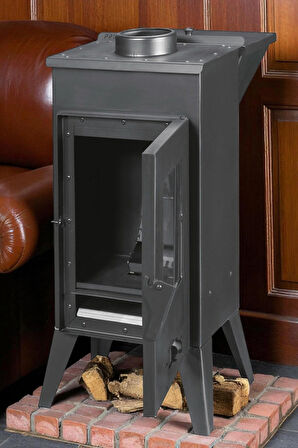 Modern Geniş Camlı Pelet Şömine Sobası – 5 kW, Isı Kontrol Teknolojili