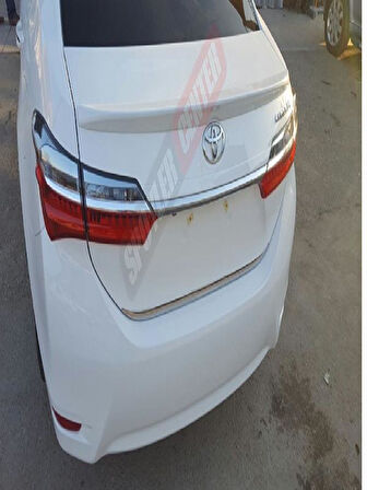 Toyota Corolla 14-18 Anatomik Spoiler Pianoblack Plastıik