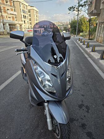 MOTOCAM Peugeot Satelis Siperlik Ön Cam 2006-2014 Model 63cm Siyah Renkli 4mm
