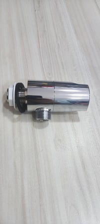 Ankastre Duş Gagası mafsallı