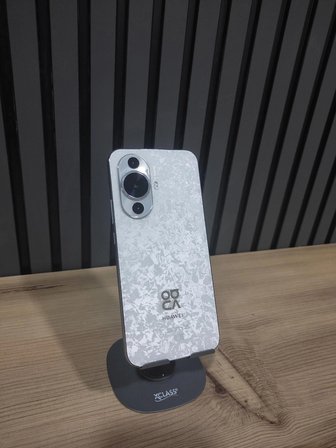 Huawei Nova 12s 256 GB TEŞHİR ÜRÜNÜDÜR 