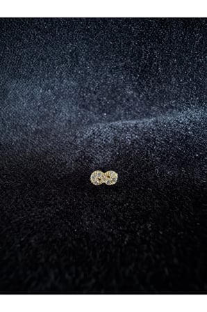 Altın Taşlı Sonsuzluk Figür Geçmeli Hızma Burun Piercing (14 Ayar)