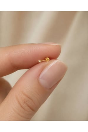 Gold 14 Ayar Altın Mini Kare Tektaş Tragus Piercing 1,75 mm
