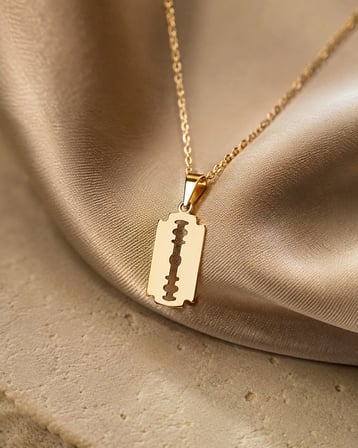 14 Ayar Altın Jilet Model Minimal Kolye Ucu